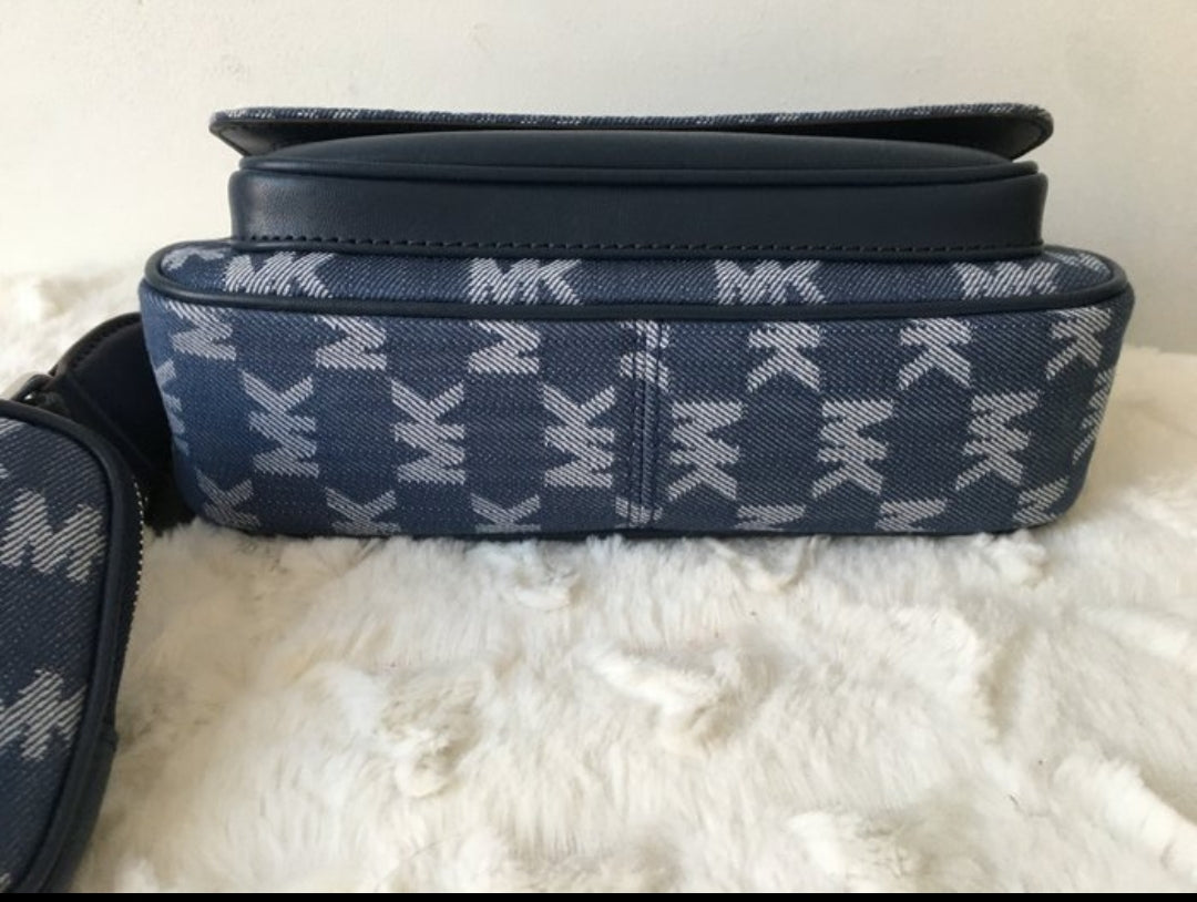 Michael Kors Jet Set Travel Denim Crossbody Bag con Pouch | Nuova